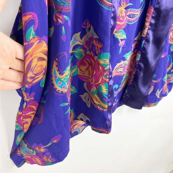 Vintage Victorias Secret Gold Tag Label Purple Floral Open Front Robe - Picture 3 of 6